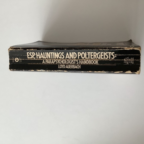 ESP , Hauntings and Poltergeists: A Parapsychologist Handbook By Loyd Auerbach - Picture 2 of 4